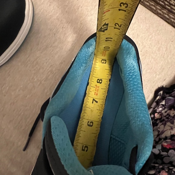 Skechers golf performance golf max shoes size 7.  Fits like a 6 or 6.5 - Picture 8 of 9